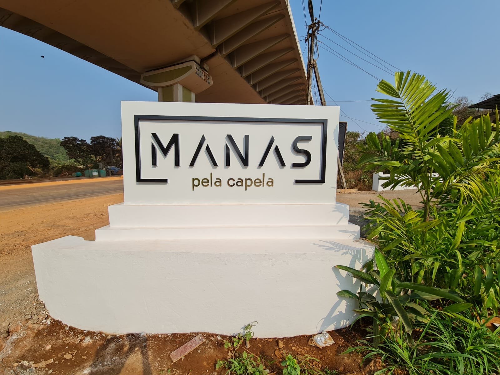 Signage Solutions — example 4